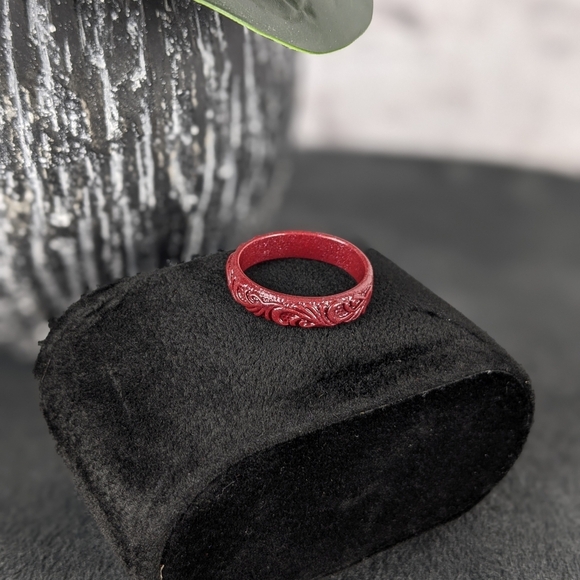 Elegant carved cinnabar red ring, men's women's unisex - Picture 4 of 10